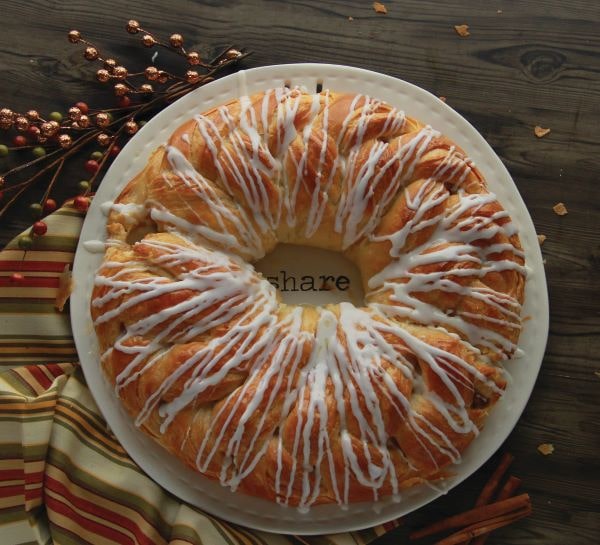 Braided Pastry Ring - Wreath for Thanksgiving